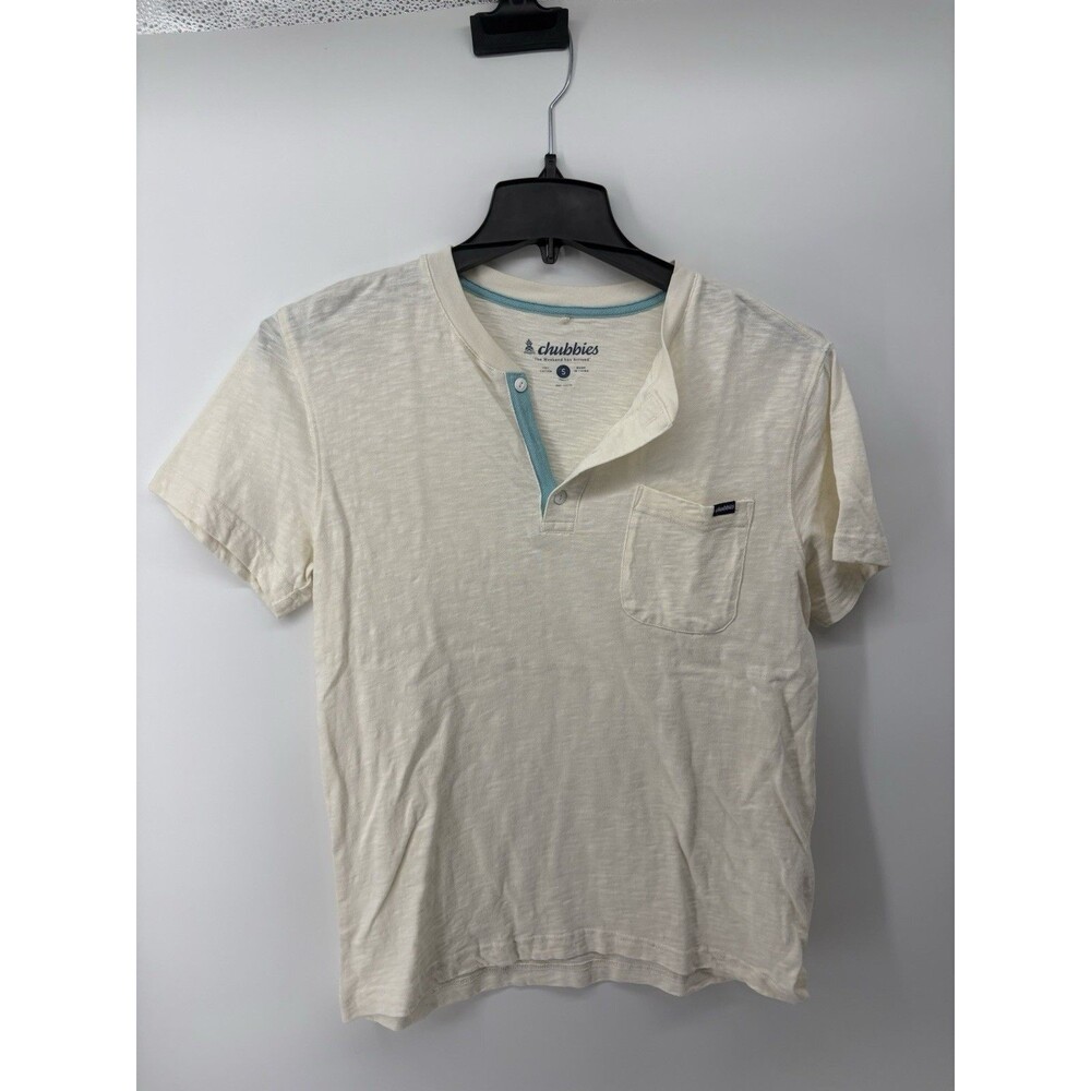 Chubbies Men’s White Short Sleeve Henley T-Shirt Size Small Missing Button